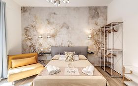 Nala Luxury Apartment With Terrace